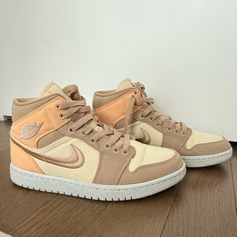 Air Jordan High-Top Sneakers in Tan and Cream - 8.5